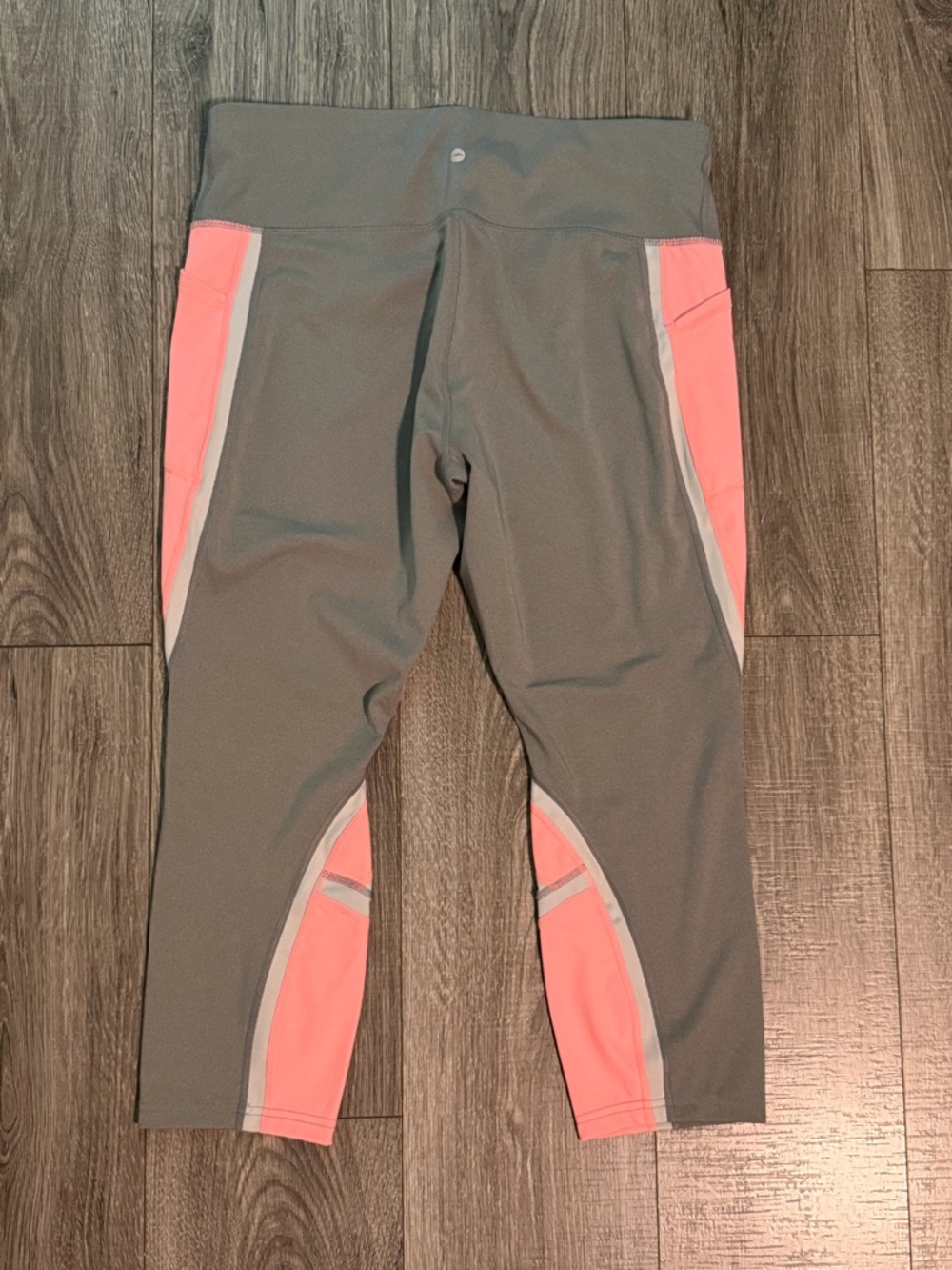 Avia Gray Capri Leggings w/Pink Panels - Picture 6 of 6